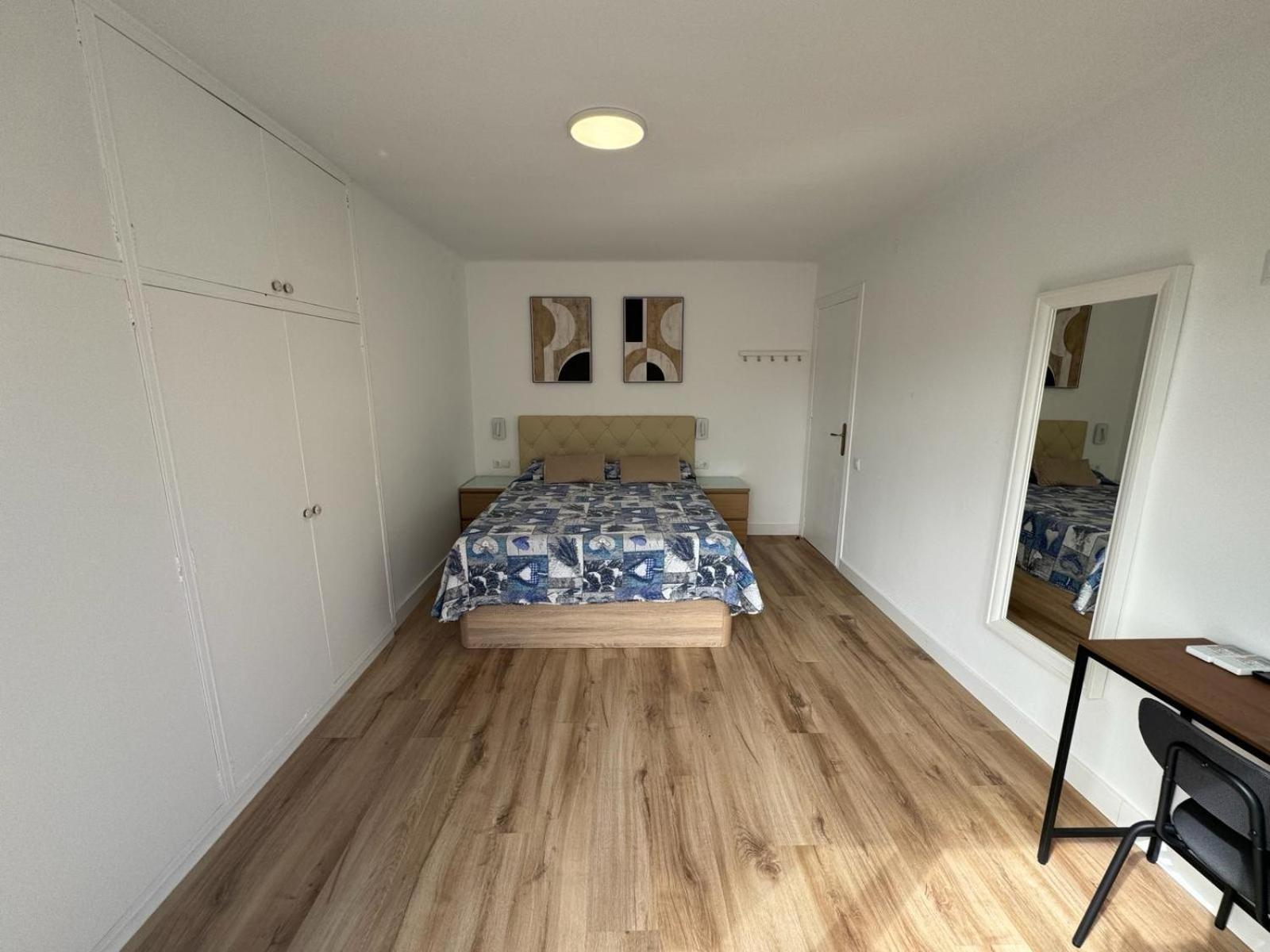 Acogedor Apartamento A 50 Metros Del Mar Cambrils Bagian luar foto