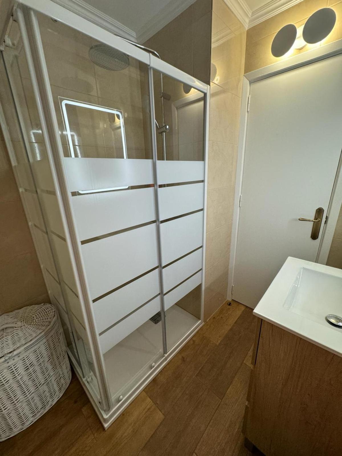 Acogedor Apartamento A 50 Metros Del Mar Cambrils Bagian luar foto